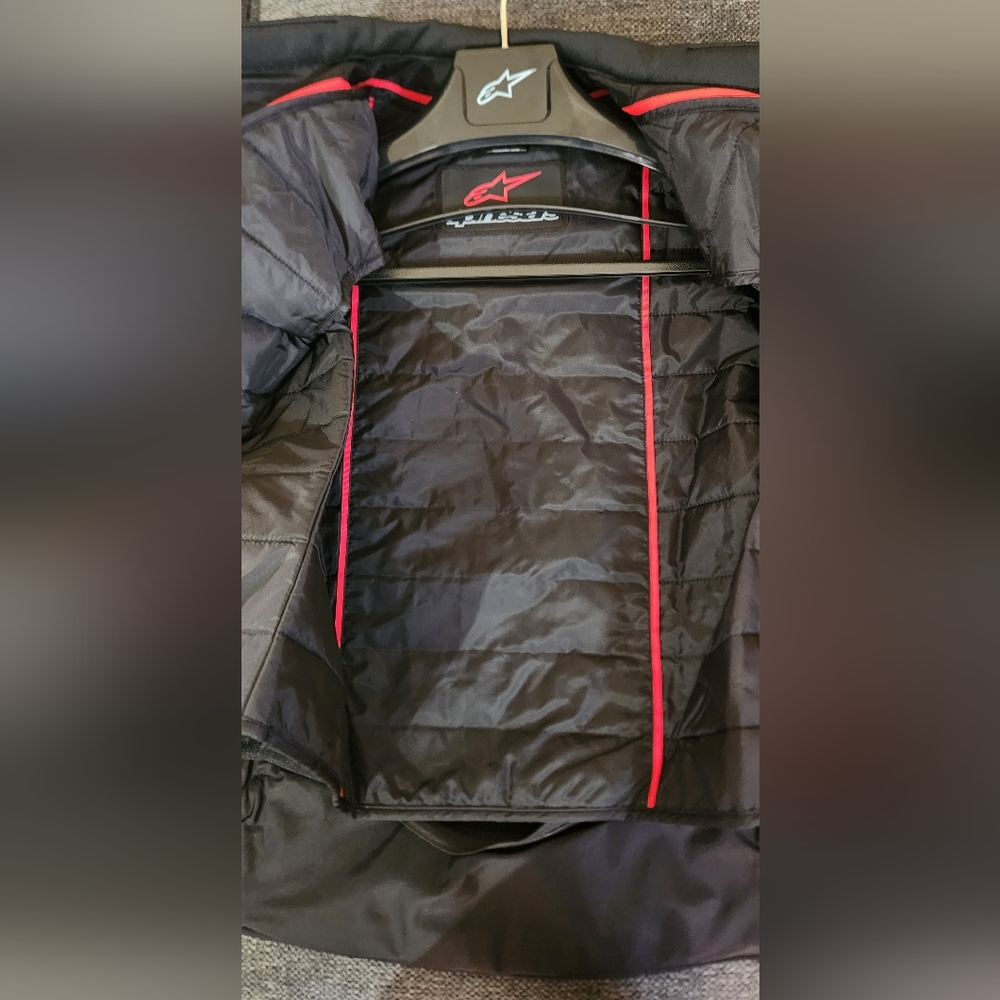 Motorcycle Riding Jacket - Picture 4 of 11